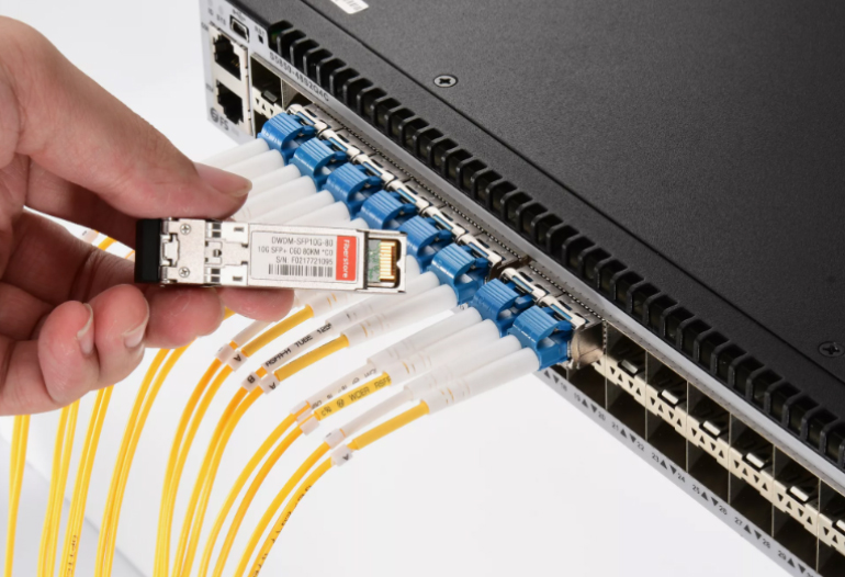 QSFP nagy sebességű jelkábel-megoldások QSFP nagy sebességű jelkábel-megoldások